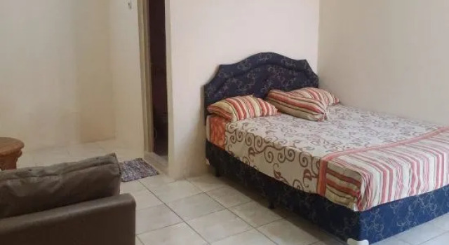 Camera Standard Aryani Suites Syariah By Zuzu