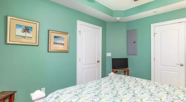 Beach House On The Dune by Tybee Vacation Rentals, Buchen Sie Ferienwohnung Hotels in Tybee Island mit Parkplatz, Parkplätze