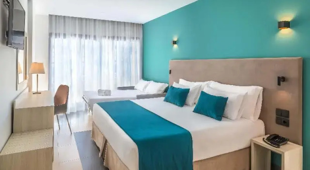 Трёхместный номер Superior Occidental Mar Menor