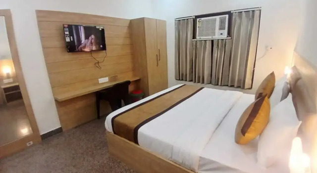 Hotel Devi Ram Atithi Bhawan Vrindavan