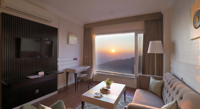 Люкс Amritara Surya - A Luxury Spa Retreat