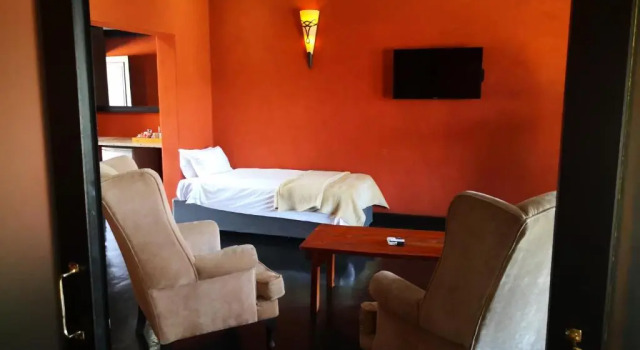 Семейный номер Standard с видом на сад Riverstone Lodge