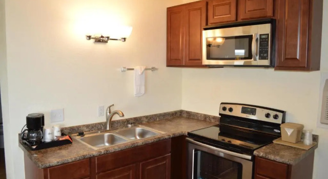 Люкс Oceanfront Inn and Suites