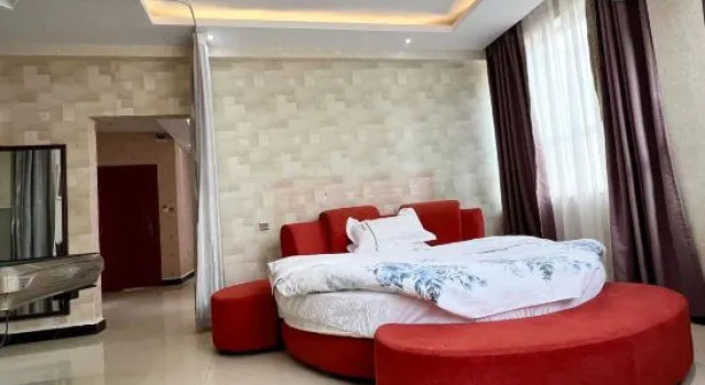 Люкс Linshuo Holiday Hotel