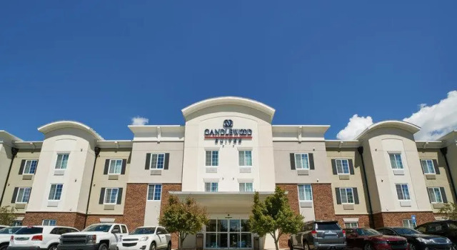 Кровать в общем номере Candlewood Suites Columbus-Northeast by IHG