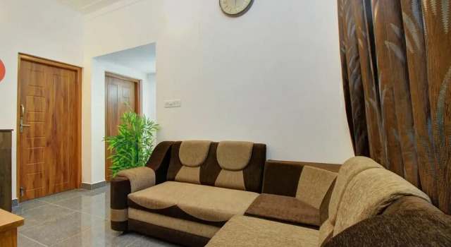 OYO 17311 Alaka Rester Home Stay, Rezervovat Hotel Hotely v Bangalore s parkováním, Parkování