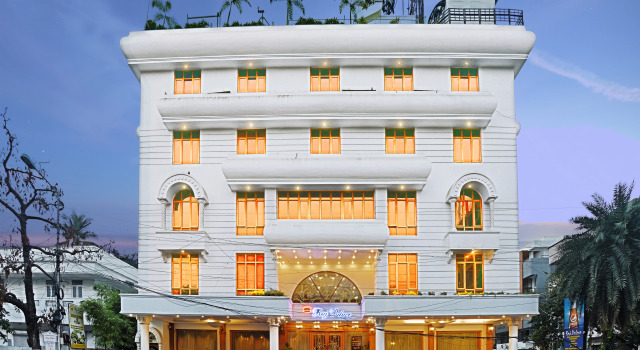 Hotel Raj Palace