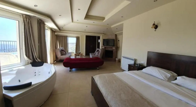 Люкс с балконом Hotel L'Aiglon