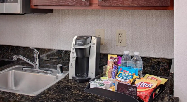 Двухместный номер Premium Homewood Suites by Hilton Minneapolis-Mall Of America