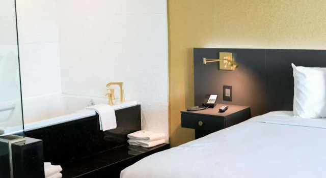 Glen Capri Inn & Suites - Burbank Universal