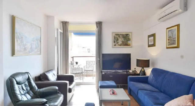 Apartment Doverska Split, Prenota Appartamento Splitska 