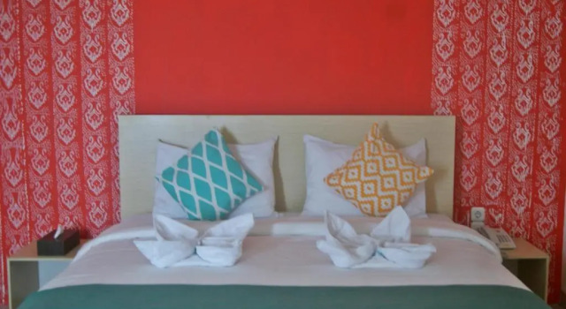 LEOS Hotel, Book Hotel Hotels in Sulawesi with Parking, Parking