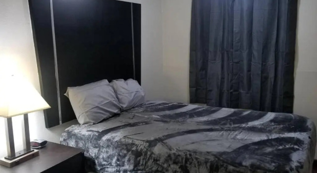 OSU * 2Q * AC * WI-FI * Coffee * Private Hotel 131 Booking, Prenota Hotel Stillwater Oklahoma