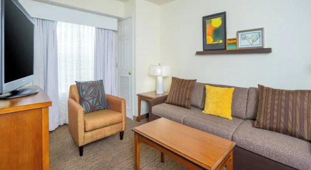 Четырёхместный люкс Residence Inn by Marriott Salisbury