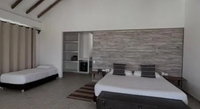 Люкс SABAI Beach Hotel
