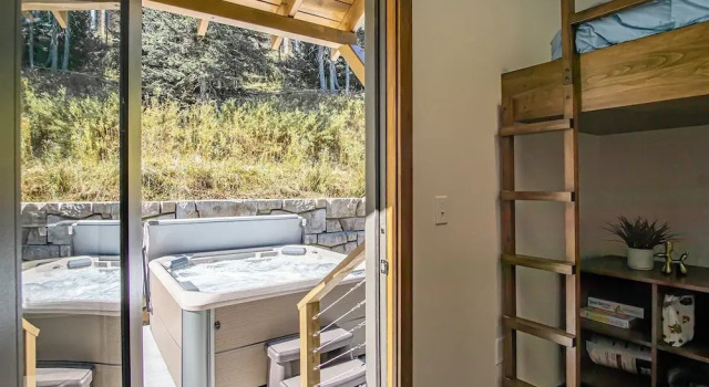 3 Bedroom: Coal Box Beautiful Unique Home Close to Slopes, Buchen Sie Ferienhaus Snowshoe 