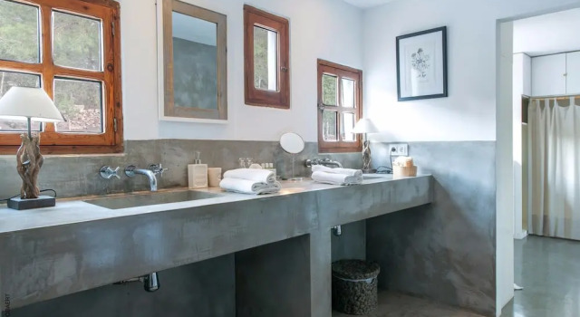 Villa Eiviss, Book Villa Hotels in Ibiza with a Pool, Swimming Pool