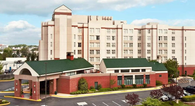 Номер Standard Homewood Suites by Hilton Falls Church