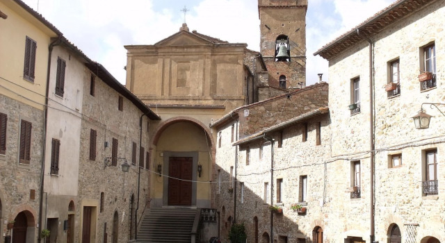 Il Mirtillo - A truly magical place in the heart of Tuscany, nestled in a medieval village, Prenota Hotel Chianni Toscana