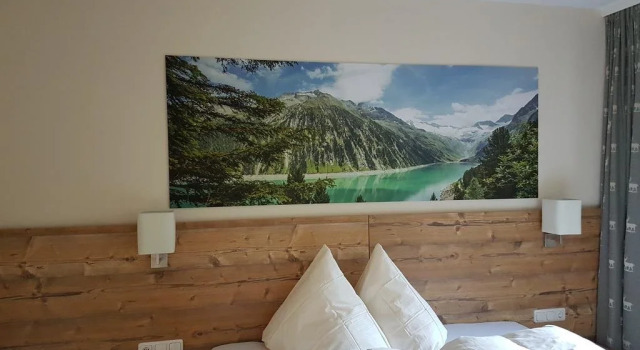 Haus Tuxerklamm, Rezerwuj Hotel Hotele w Tyrol z parkingiem, Parking