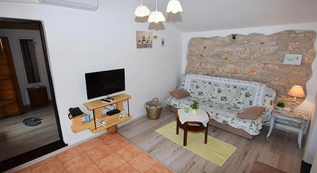 Apartment Nika, Varaa Huoneisto Šegotići Istria