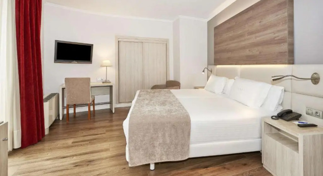 Двухместный номер Standard NH Córdoba Califa