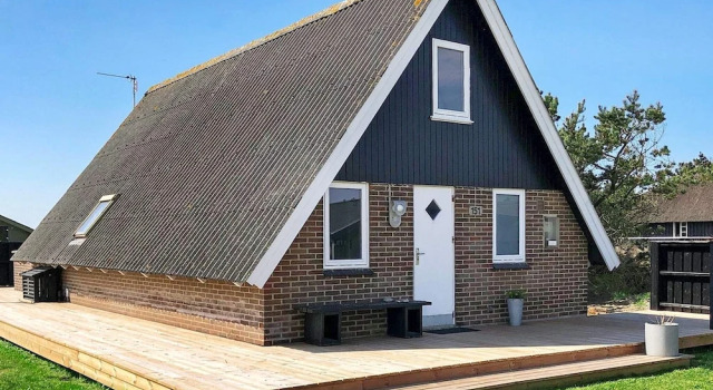Alluring Holiday Home in Hvide Sande With Sauna, Book Hotel Hotels in Midtjylland with a Pool, Swimming Pool