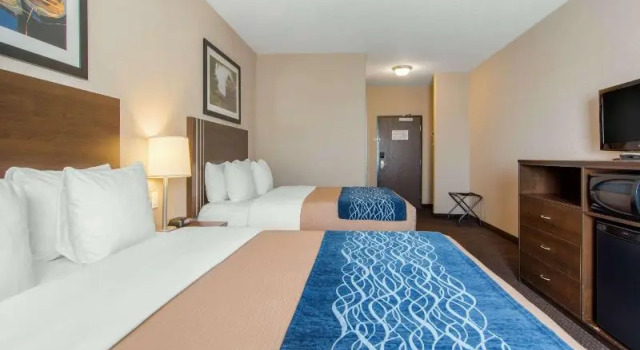 Двухместный номер Standard Comfort Inn & Suites