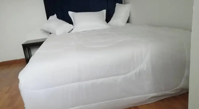 Room in Guest Room - Close to the Family Embassy 1, Boek Pension Gastenverblijven in Bogota, Pension