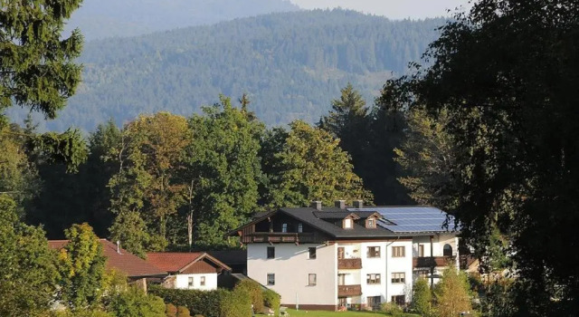 Номер Standard Pension Waldeck