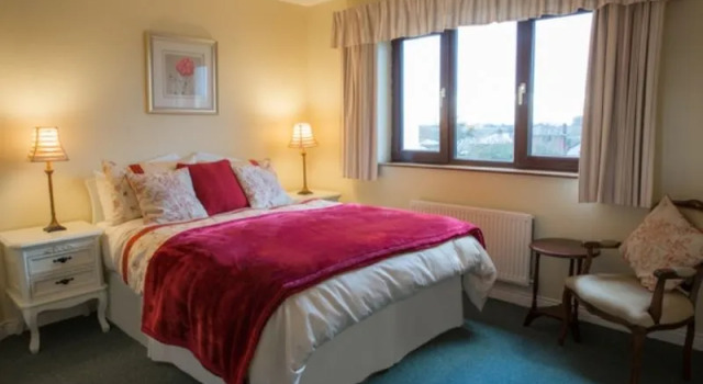 Knocknagow, Prenota Hotel Newmarket on Fergus Contea di Clare