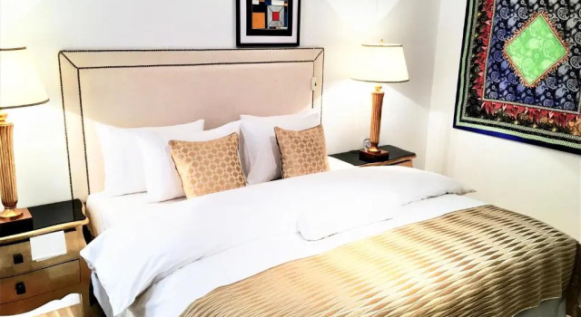 Люкс Luxury с 2 комнатами с видом на сад Luxury Apartments MONDRIAN Market Square III