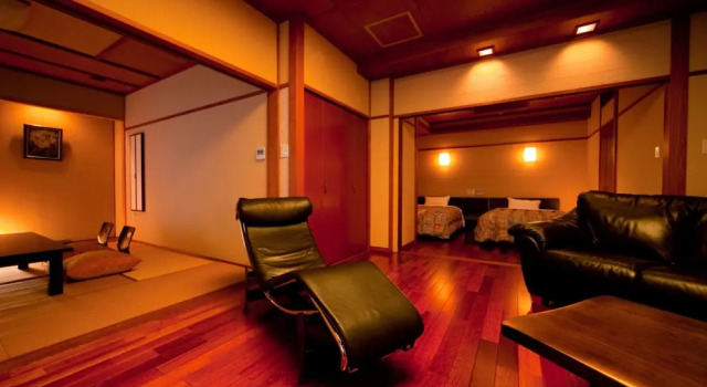 Номер Standard с балконом Kannawa Onsen Hotel Sansuikan