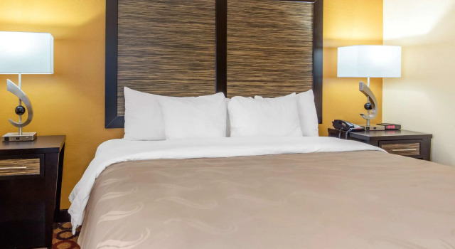 Двухместный номер Standard Quality Inn & Suites Montgomery East Carmichael Rd