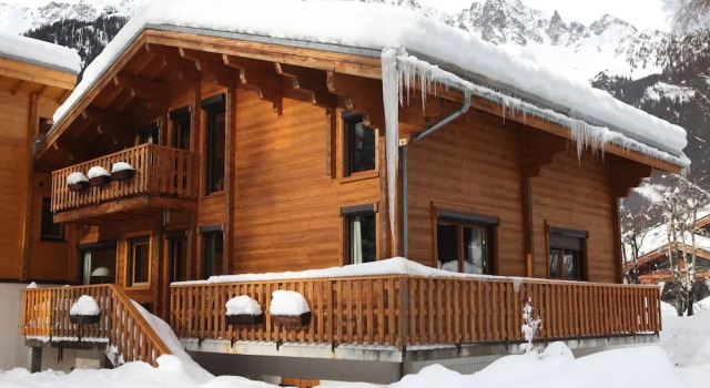 Chalets - 5 Rooms - 6/8 Persons, Забронировать Шале Виллы Овернь-Рона-Альпы, Вилла