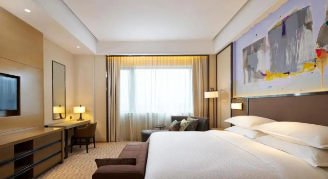 Полулюкс Four Points By Sheraton Guilin Lingui