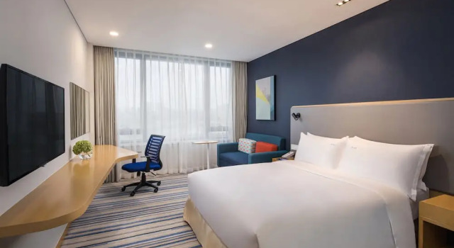 Четырёхместный номер Standard Holiday Inn Express Wuxi Taihu New City by IHG