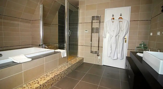 Семейный полулюкс Briqueterie Champagne, A Beauvallon Hotel & Spa