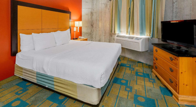 Двухместный номер Standard La Quinta Inn & Suites by Wyndham Irvine Spectrum