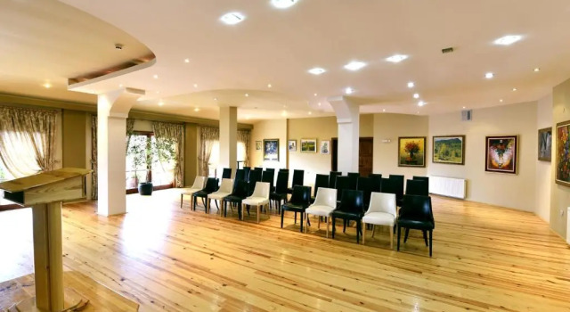 Aurora Resort & SPA