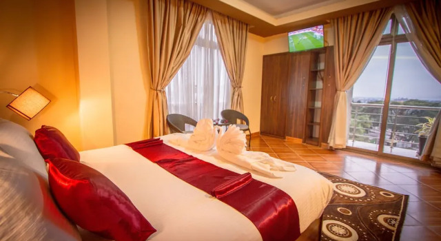 Двухместный номер Standard c 1 комнатой с балконом Heyday Hotel