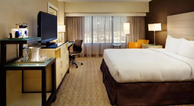 Номер Mobility Accessible Hearing Accessible Hilton Los Angeles Airport