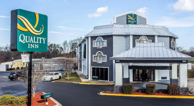 Четырёхместный номер Standard Quality Inn & Suites Salisbury South