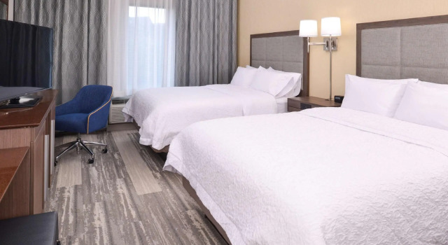 Четырёхместный номер Standard Hampton Inn & Suites Cincinnati-Mason, Ohio