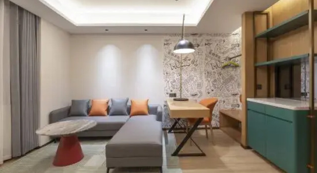Люкс Deluxe Ibis Styles Hotel (Rugao Wuyue Plaza Shijinli)