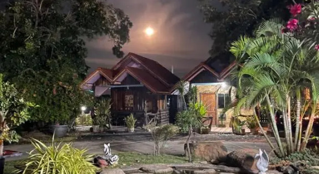 Busby Resort, Забронировать Курортный отель Та Пхрая Sa Kaeo Province