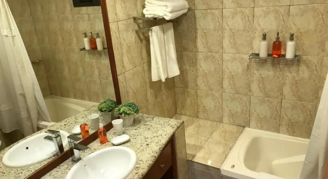 Апартаменты с балконом Flora Apartments