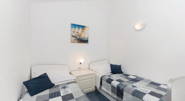Awesome Home in Jadrija With Wifi and 4 Bedrooms