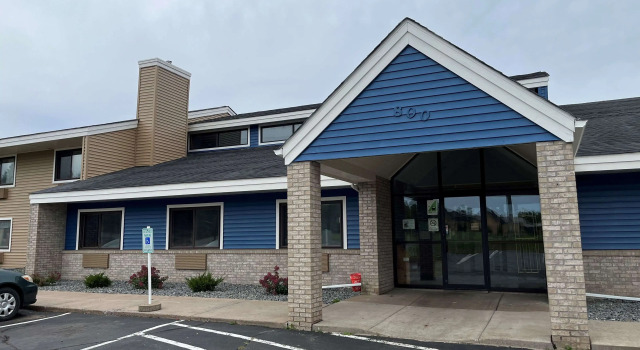 AmericInn by Wyndham Ladysmith, Book Hotel Hoteller i Ladysmith med parkering, Parkering