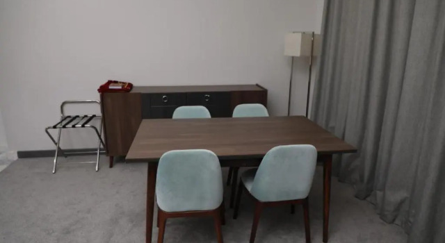 Люкс Al Azmi 116 Hotel